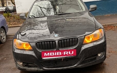 BMW 3 серия, 2011 год, 800 000 рублей, 5 фотография