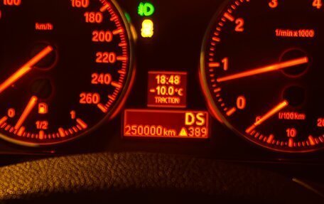 BMW 3 серия, 2011 год, 800 000 рублей, 17 фотография