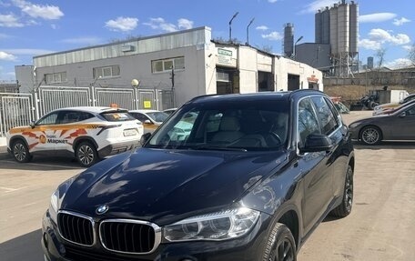 BMW X5, 2018 год, 3 750 000 рублей, 2 фотография