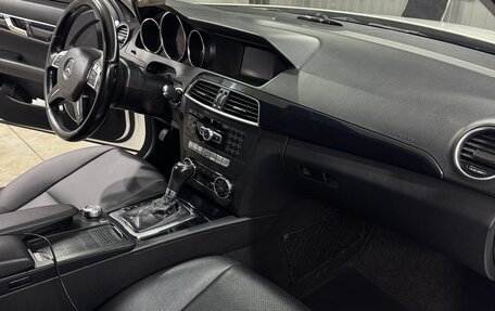 Mercedes-Benz C-Класс, 2012 год, 1 150 000 рублей, 7 фотография