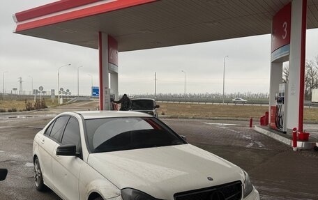 Mercedes-Benz C-Класс, 2012 год, 1 150 000 рублей, 2 фотография