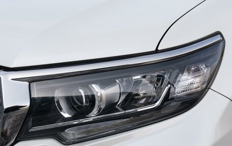 Toyota Land Cruiser Prado 150 рестайлинг 2, 2019 год, 6 150 000 рублей, 8 фотография