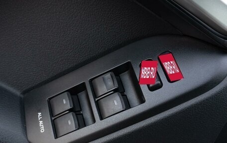 Toyota Land Cruiser Prado 150 рестайлинг 2, 2019 год, 6 150 000 рублей, 18 фотография