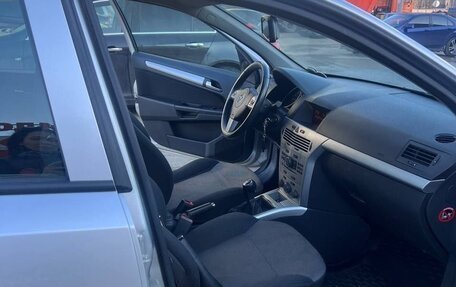 Opel Astra J, 2011 год, 650 000 рублей, 6 фотография