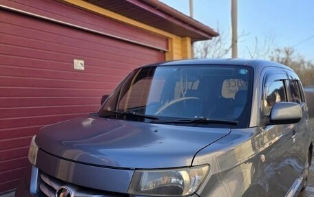 Toyota bB II рестайлинг, 2006 год, 710 000 рублей, 6 фотография