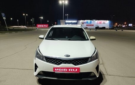 KIA Rio IV, 2021 год, 1 349 000 рублей, 2 фотография