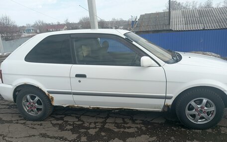 Toyota Corsa, 1999 год, 250 000 рублей, 2 фотография