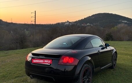 Audi TT, 1999 год, 700 000 рублей, 2 фотография