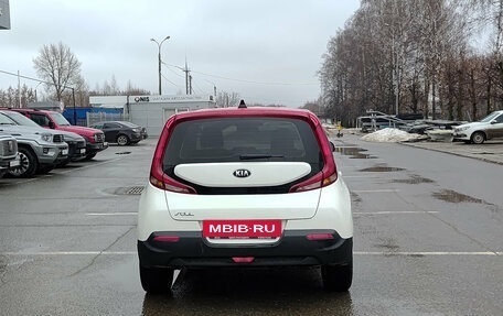KIA Soul III, 2021 год, 1 800 000 рублей, 7 фотография
