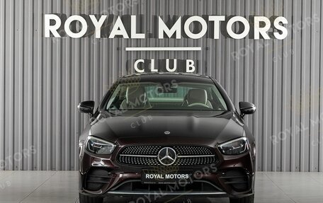 Mercedes-Benz E-Класс, 2020 год, 4 700 000 рублей, 2 фотография