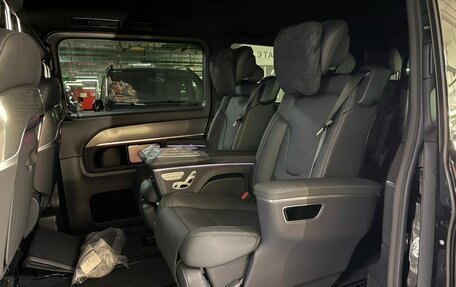 Mercedes-Benz V-Класс, 2026 год, 14 940 000 рублей, 36 фотография