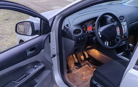 Ford Focus II рестайлинг, 2011 год, 600 000 рублей, 14 фотография