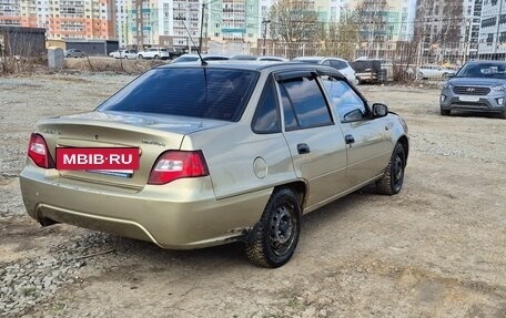 Daewoo Nexia I рестайлинг, 2011 год, 200 000 рублей, 5 фотография