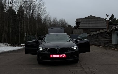 BMW 3 серия, 2018 год, 2 300 000 рублей, 18 фотография