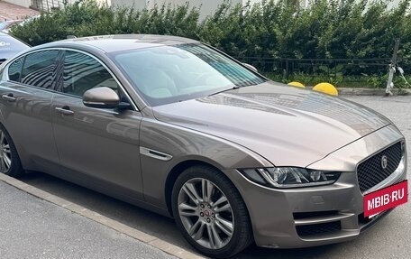 Jaguar XE I рестайлинг, 2016 год, 1 700 000 рублей, 8 фотография