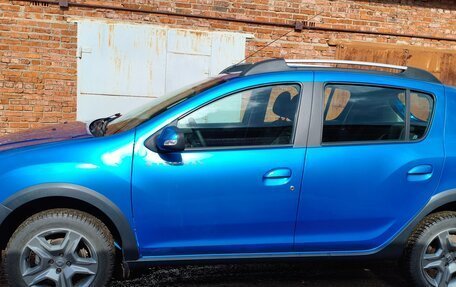 Renault Sandero II рестайлинг, 2021 год, 1 700 000 рублей, 3 фотография