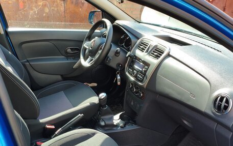 Renault Sandero II рестайлинг, 2021 год, 1 700 000 рублей, 14 фотография