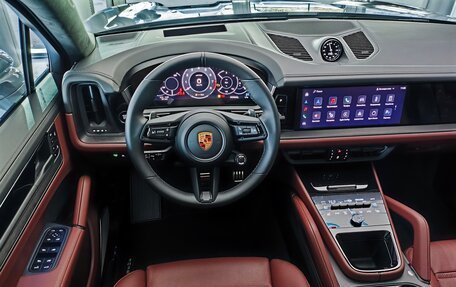 Porsche Cayenne III, 2025 год, 29 965 000 рублей, 25 фотография