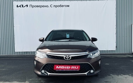 Toyota Camry, 2017 год, 2 150 000 рублей, 2 фотография