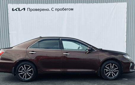Toyota Camry, 2017 год, 2 150 000 рублей, 6 фотография