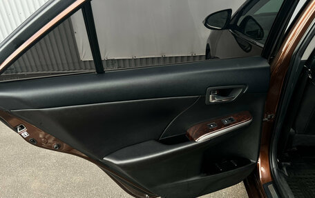 Toyota Camry, 2017 год, 2 150 000 рублей, 10 фотография