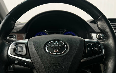 Toyota Camry, 2017 год, 2 150 000 рублей, 16 фотография