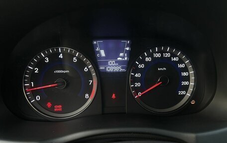 Hyundai Solaris II рестайлинг, 2012 год, 750 000 рублей, 9 фотография