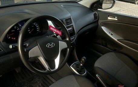 Hyundai Solaris II рестайлинг, 2012 год, 750 000 рублей, 6 фотография