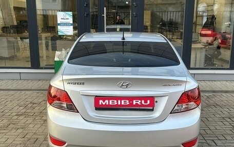Hyundai Solaris II рестайлинг, 2012 год, 750 000 рублей, 14 фотография