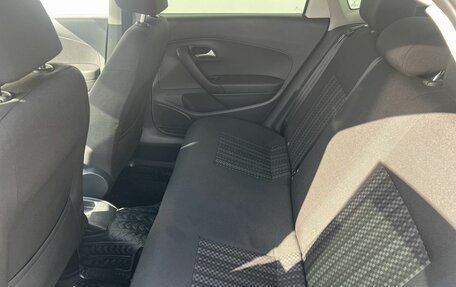 Volkswagen Polo VI (EU Market), 2017 год, 1 200 000 рублей, 23 фотография