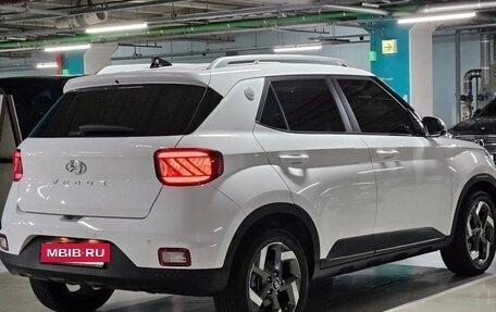 Hyundai Venue I, 2023 год, 1 490 000 рублей, 6 фотография