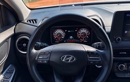 Hyundai Kona I, 2023 год, 1 680 000 рублей, 11 фотография