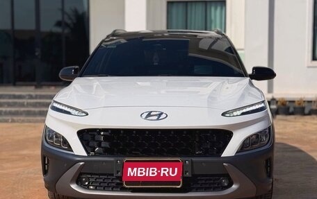Hyundai Kona I, 2023 год, 1 680 000 рублей, 3 фотография
