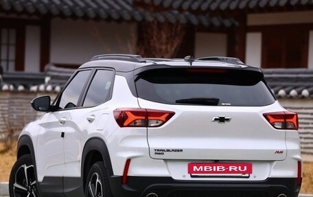 Chevrolet TrailBlazer, 2023 год, 1 700 000 рублей, 4 фотография