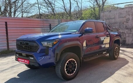 Toyota Tacoma, 2023 год, 7 000 000 рублей, 1 фотография