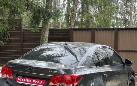 Chevrolet Cruze II, 2009 год, 380 000 рублей, 4 фотография