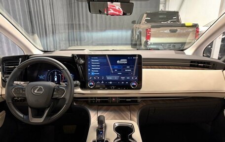 Lexus LM, 2025 год, 15 490 000 рублей, 9 фотография