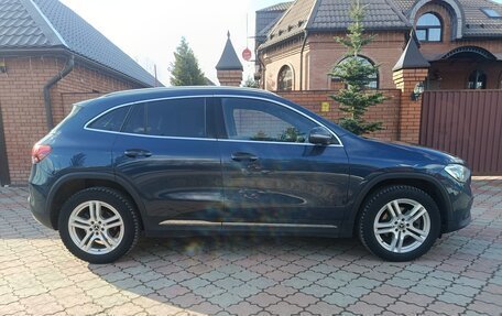 Mercedes-Benz GLA, 2020 год, 2 750 000 рублей, 8 фотография