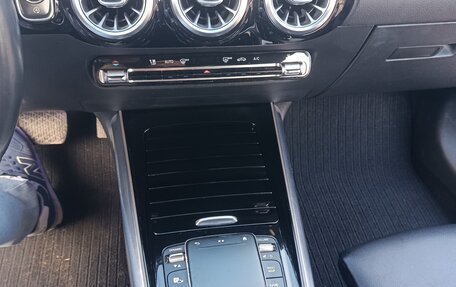 Mercedes-Benz GLA, 2020 год, 2 750 000 рублей, 22 фотография