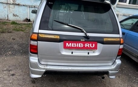 Nissan Prairie III, 1997 год, 250 000 рублей, 2 фотография