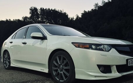 Honda Accord VIII рестайлинг, 2009 год, 900 000 рублей, 16 фотография