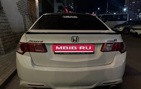 Honda Accord VIII рестайлинг, 2009 год, 900 000 рублей, 17 фотография