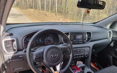 KIA Sportage IV рестайлинг, 2017 год, 1 980 000 рублей, 5 фотография