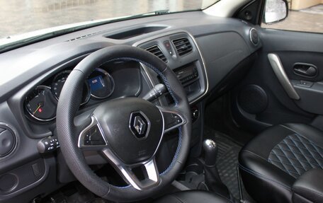 Renault Sandero II рестайлинг, 2018 год, 950 000 рублей, 7 фотография