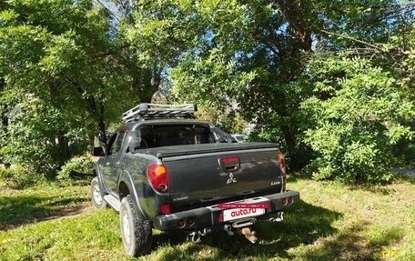 Mitsubishi L200 IV рестайлинг, 2013 год, 2 120 000 рублей, 2 фотография