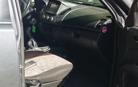 Mitsubishi L200 IV рестайлинг, 2013 год, 2 120 000 рублей, 13 фотография