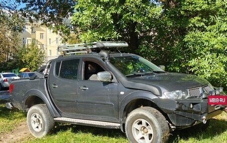 Mitsubishi L200 IV рестайлинг, 2013 год, 2 120 000 рублей, 12 фотография