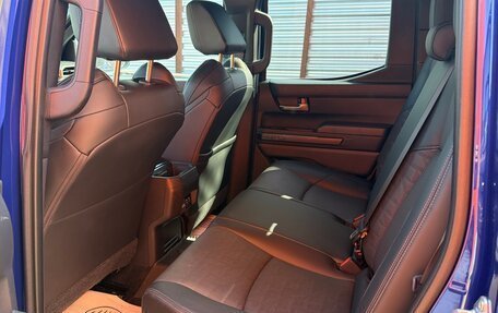 Toyota Tacoma, 2023 год, 7 000 000 рублей, 6 фотография