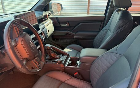 Toyota Tacoma, 2023 год, 7 000 000 рублей, 8 фотография