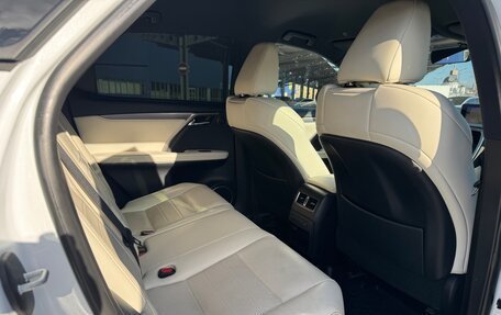 Lexus RX IV рестайлинг, 2018 год, 4 150 000 рублей, 16 фотография